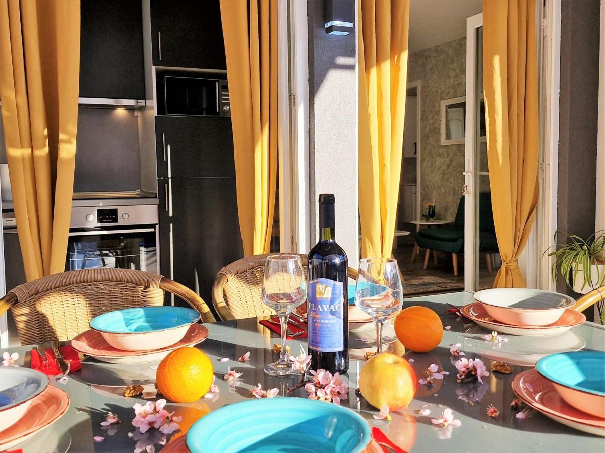 Holiday House Boost With Heated Pool Klis Zewnętrze zdjęcie