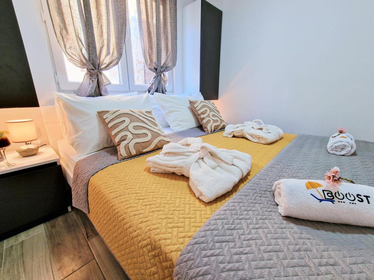 Holiday House Boost With Heated Pool Klis Zewnętrze zdjęcie